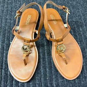 Michael Kors Sondra Thong - Brown & Gold - 9.5